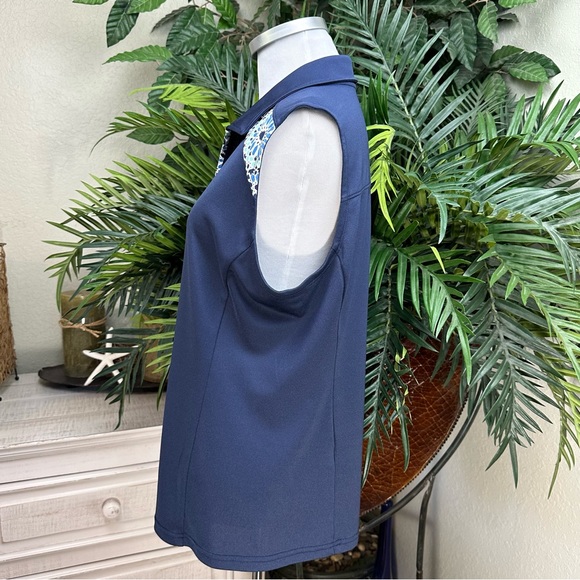 IZOD -  NWOT  Ladies Golf Shirt - Picture 5 of 10